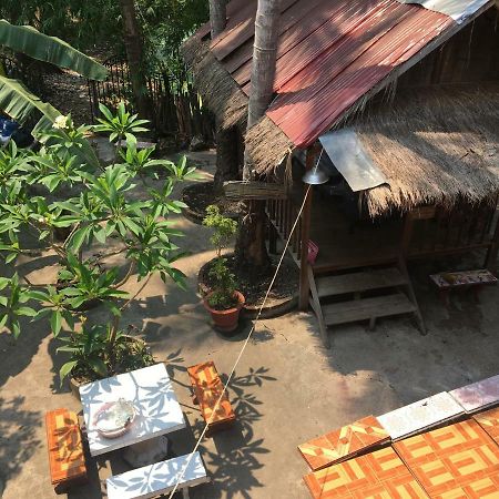 Mano Temple House Hotell Luang Prabang Exteriör bild