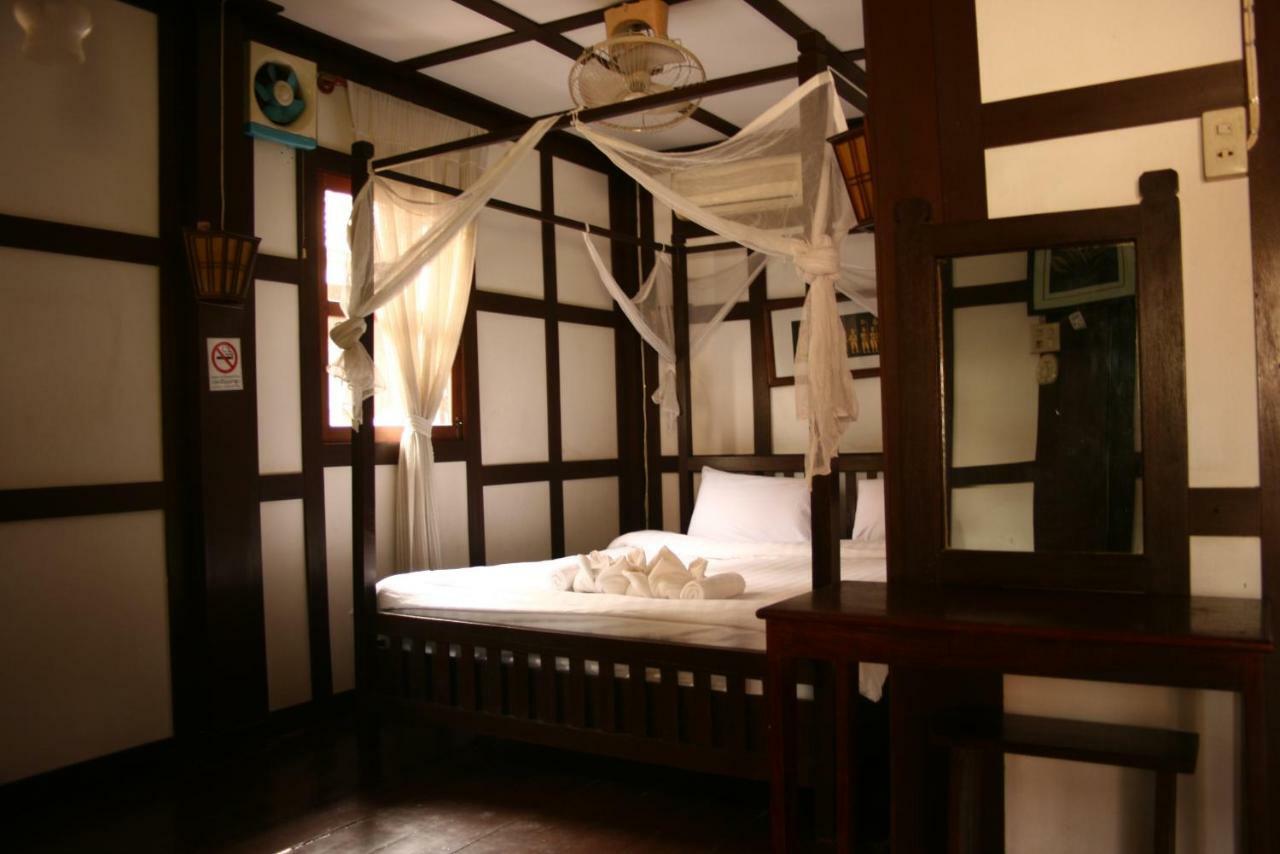 Mano Temple House Hotell Luang Prabang Exteriör bild