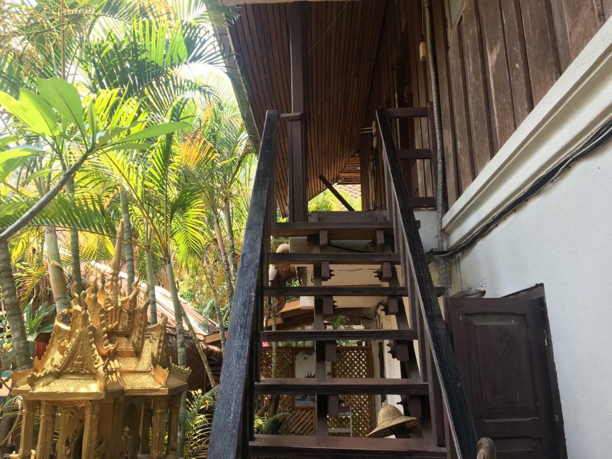 Mano Temple House Hotell Luang Prabang Exteriör bild